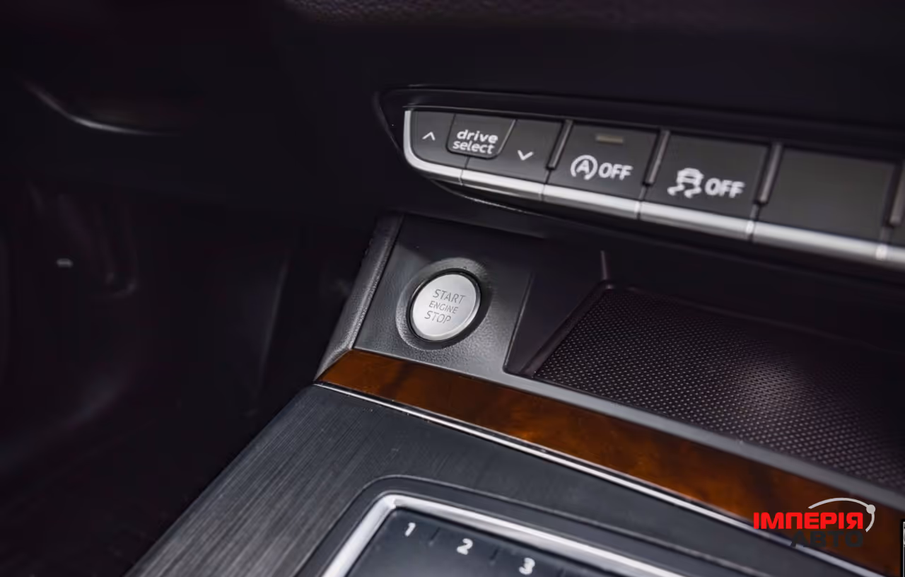 Audi Q5 - фото 25