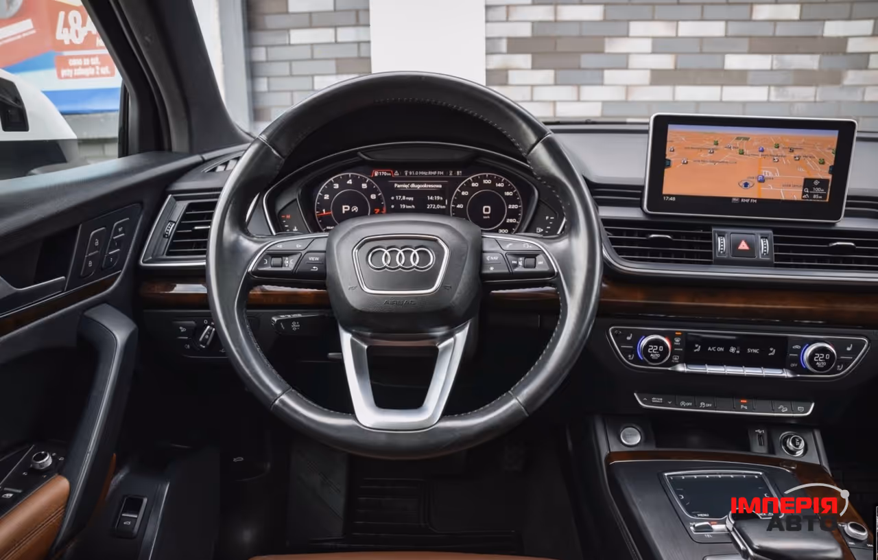 Audi Q5 - фото 18