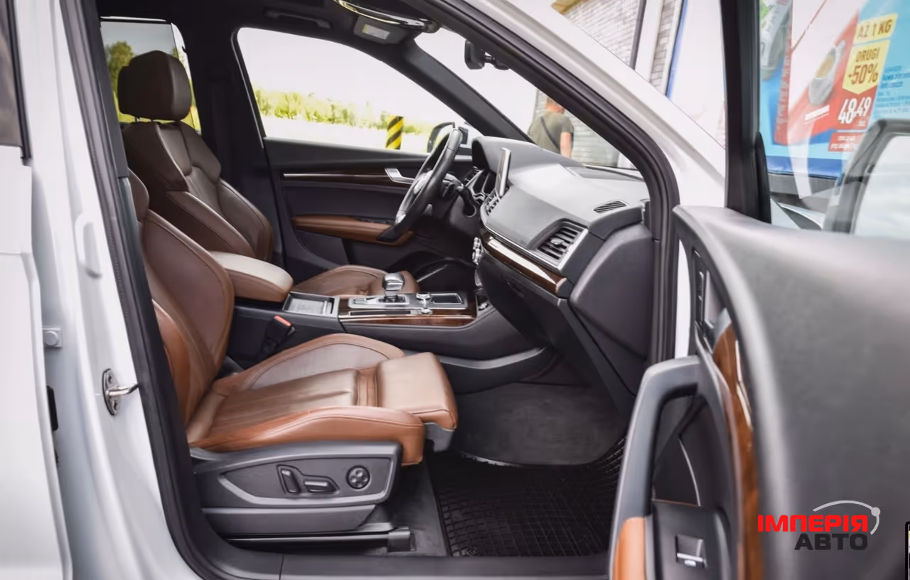Audi Q5 - фото 16