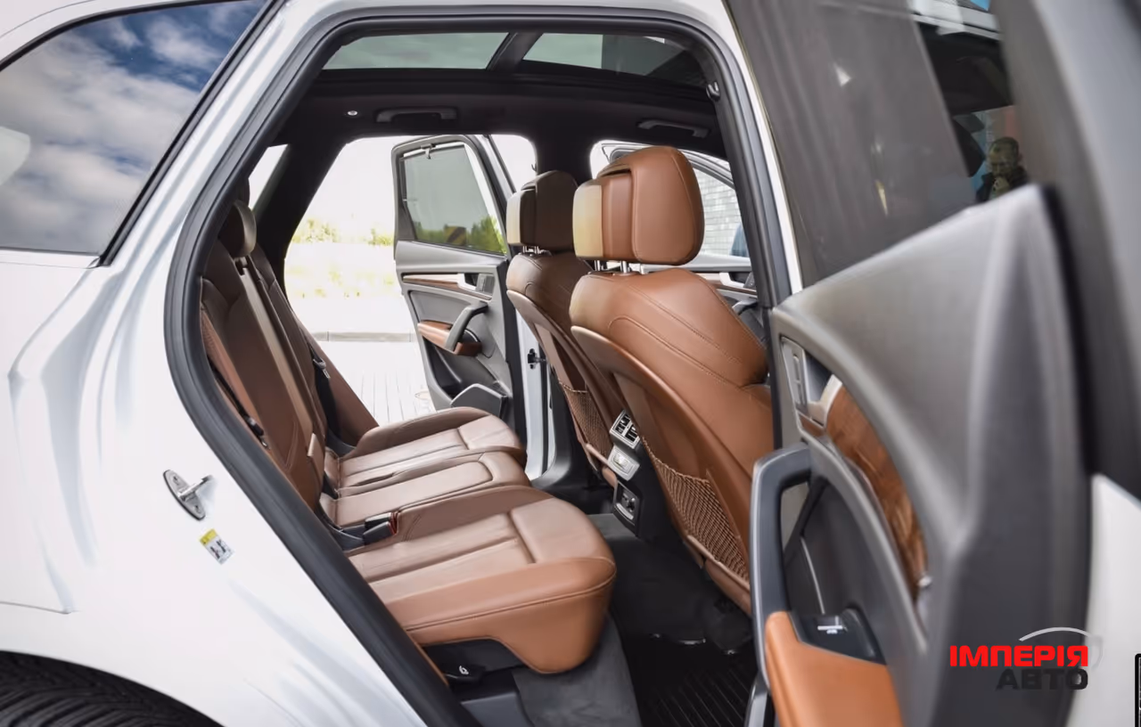 Audi Q5 - фото 13
