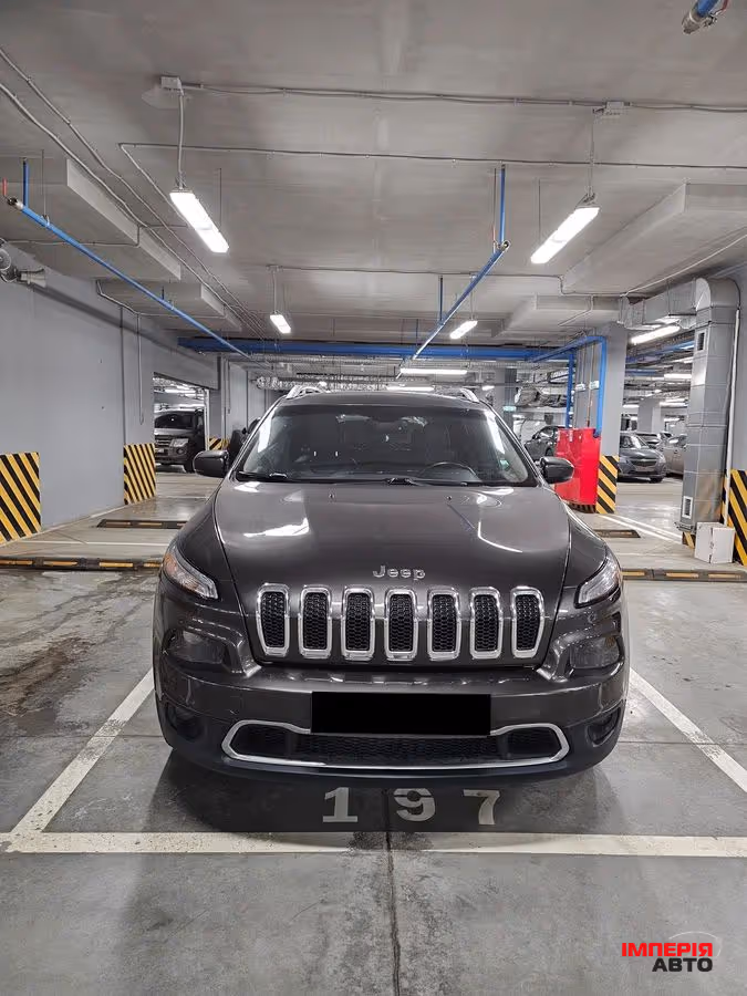 Jeep Cherokee - фото 1