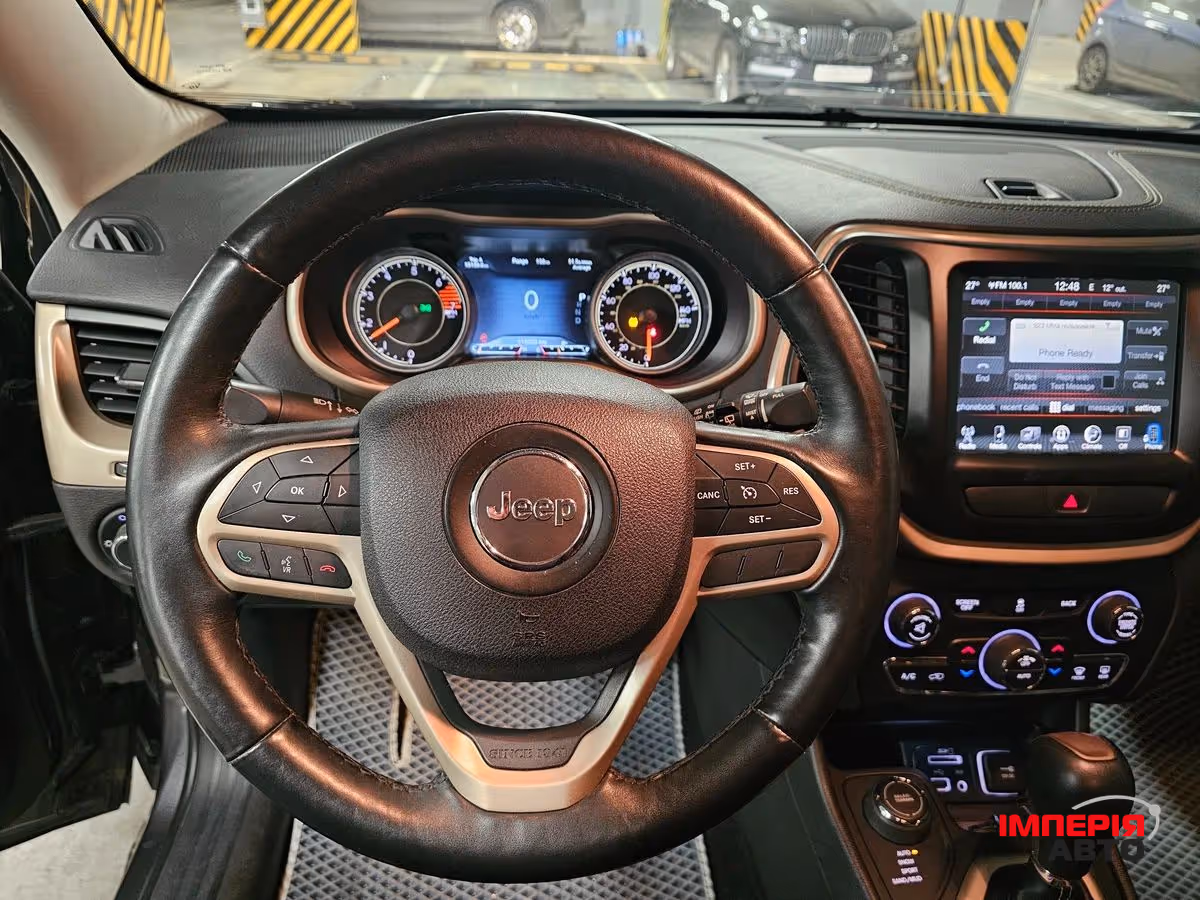 Jeep Cherokee - фото 12