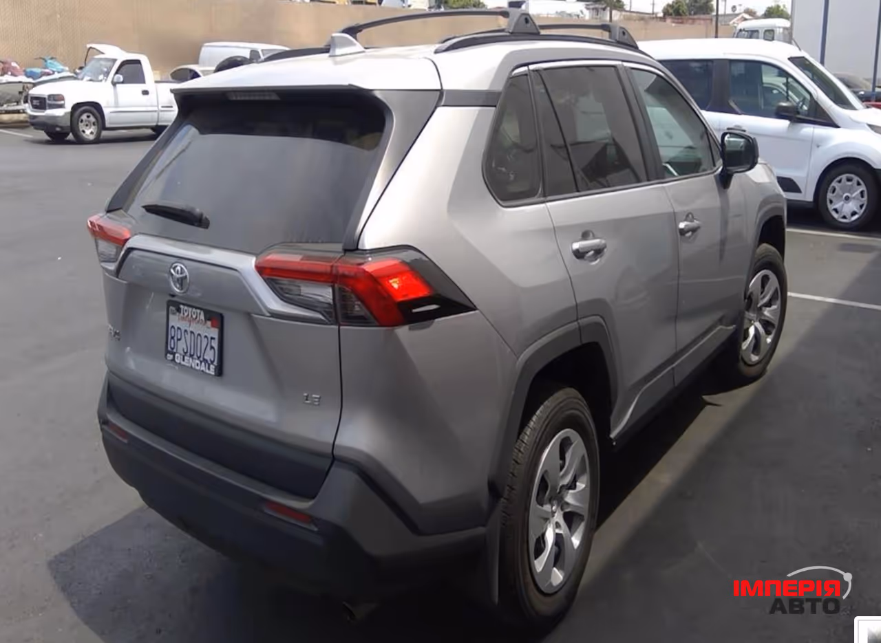Toyota RAV4 - фото 20