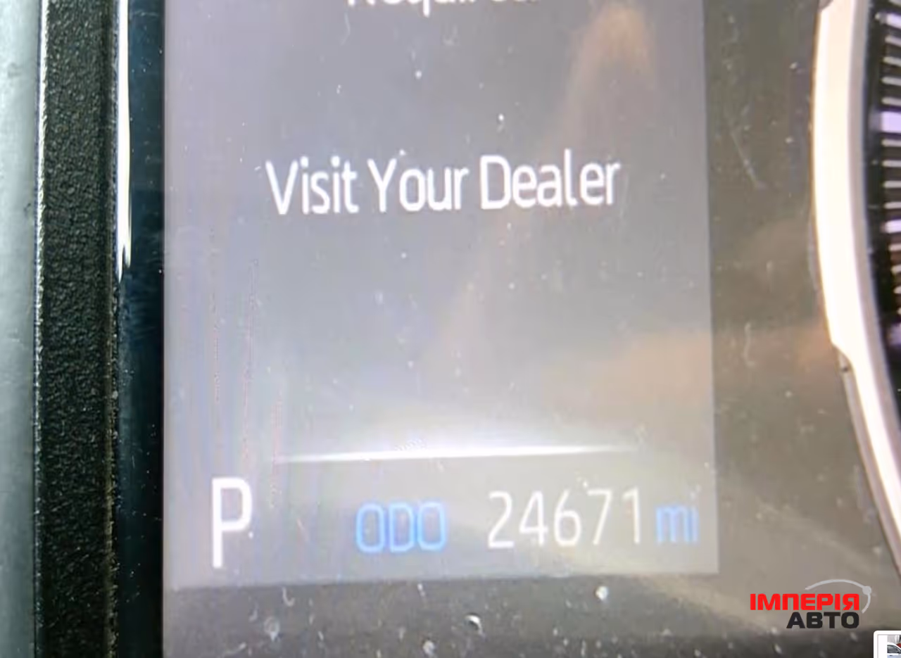 Toyota RAV4 - фото 3