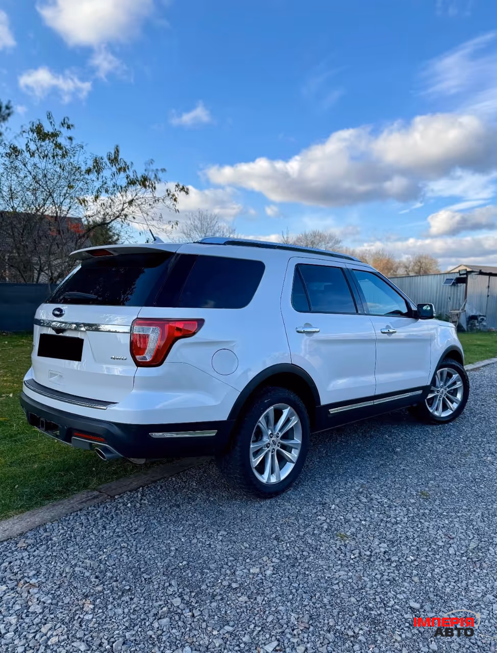 Ford Explorer - фото 6