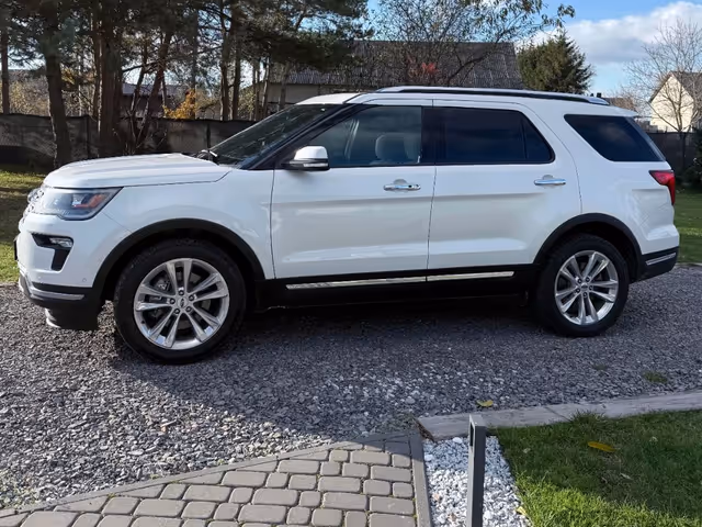 Ford Explorer - фото 2