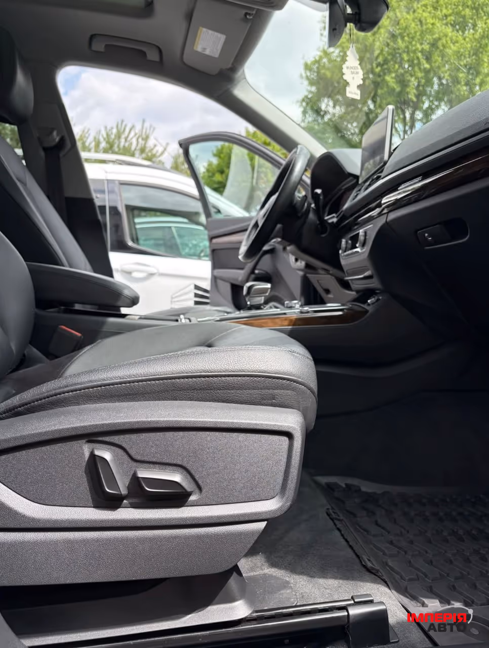 Audi Q5 - фото 15