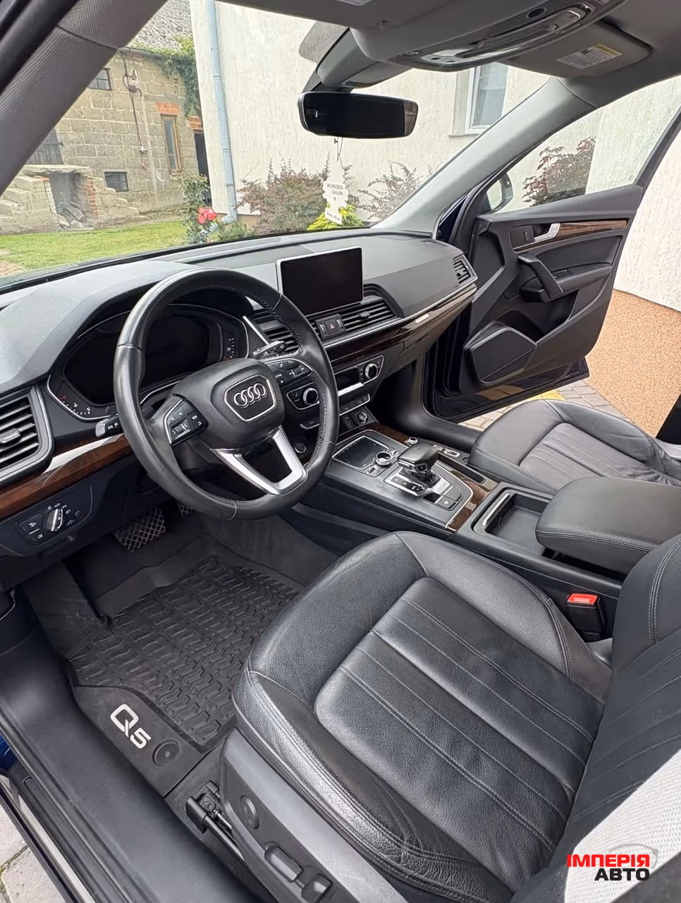 Audi Q5 - фото 12