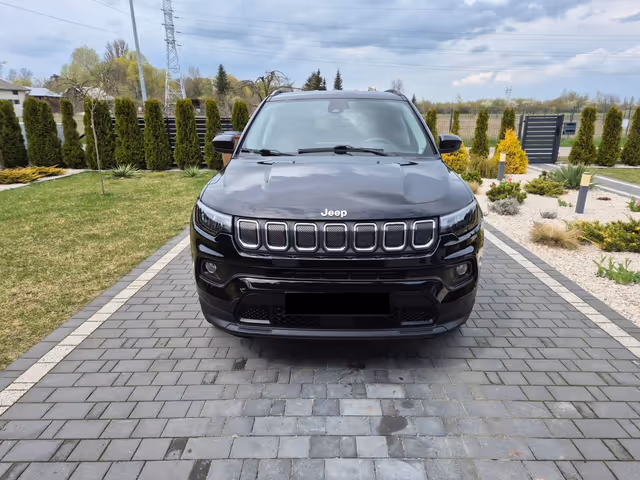 Jeep Compass - фото 2