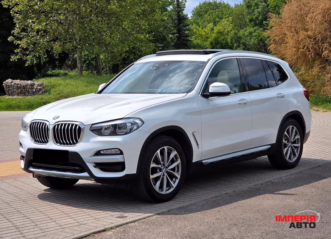 BMW X3 - фото 1
