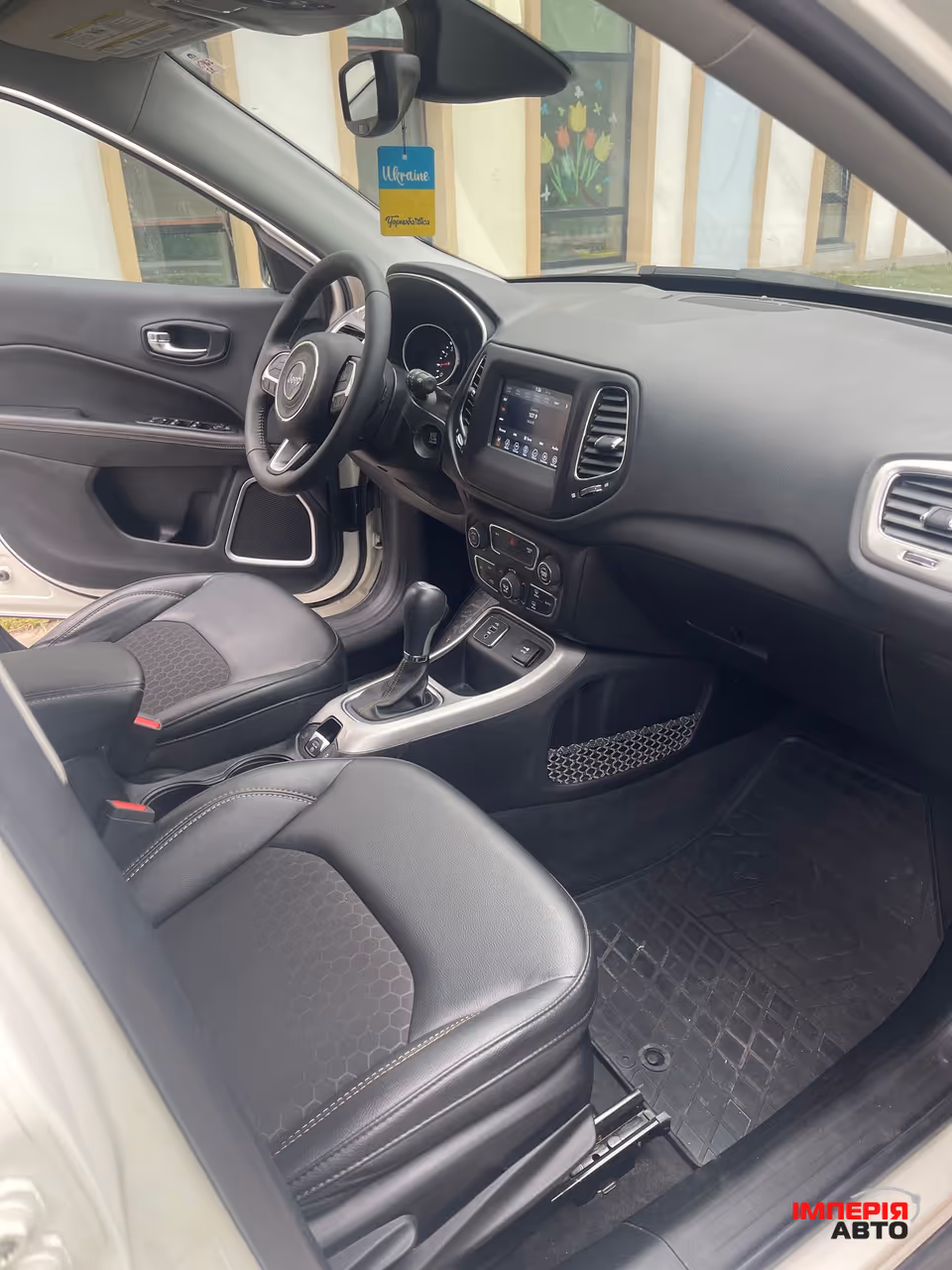 Jeep Compass - фото 17