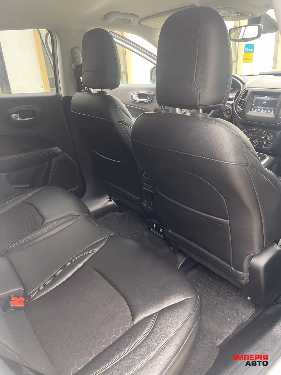 Jeep Compass - фото 16