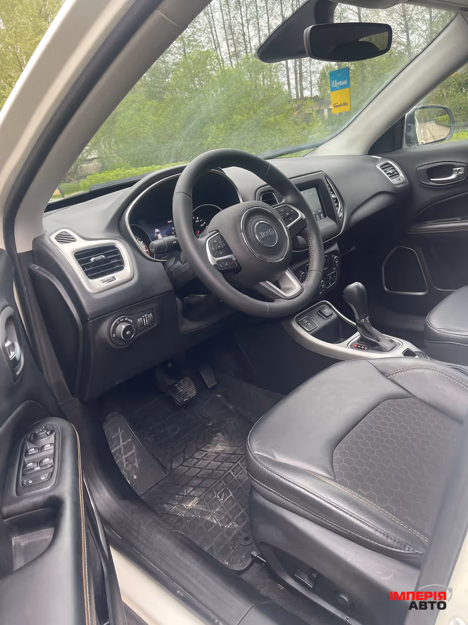 Jeep Compass - фото 14