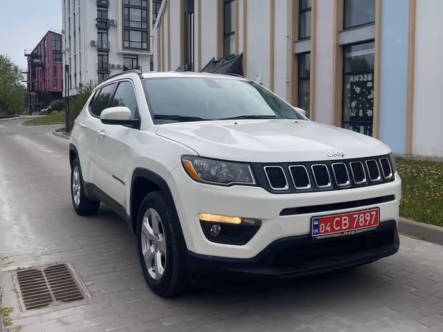 Jeep Compass - фото 1