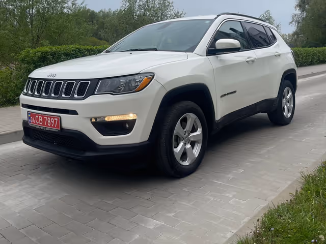 Jeep Compass - фото 2