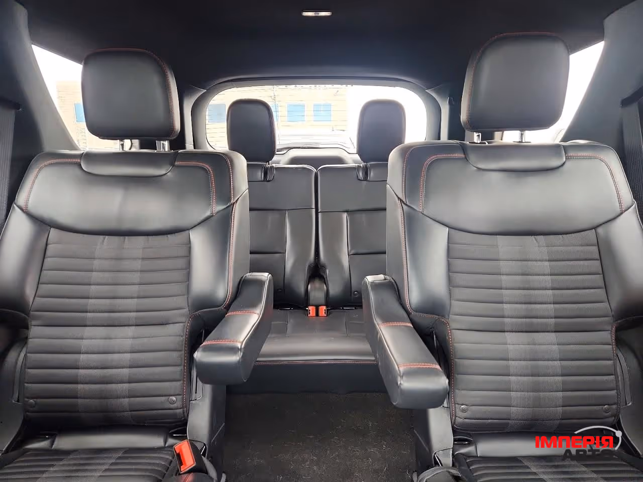 Ford Explorer - фото 10