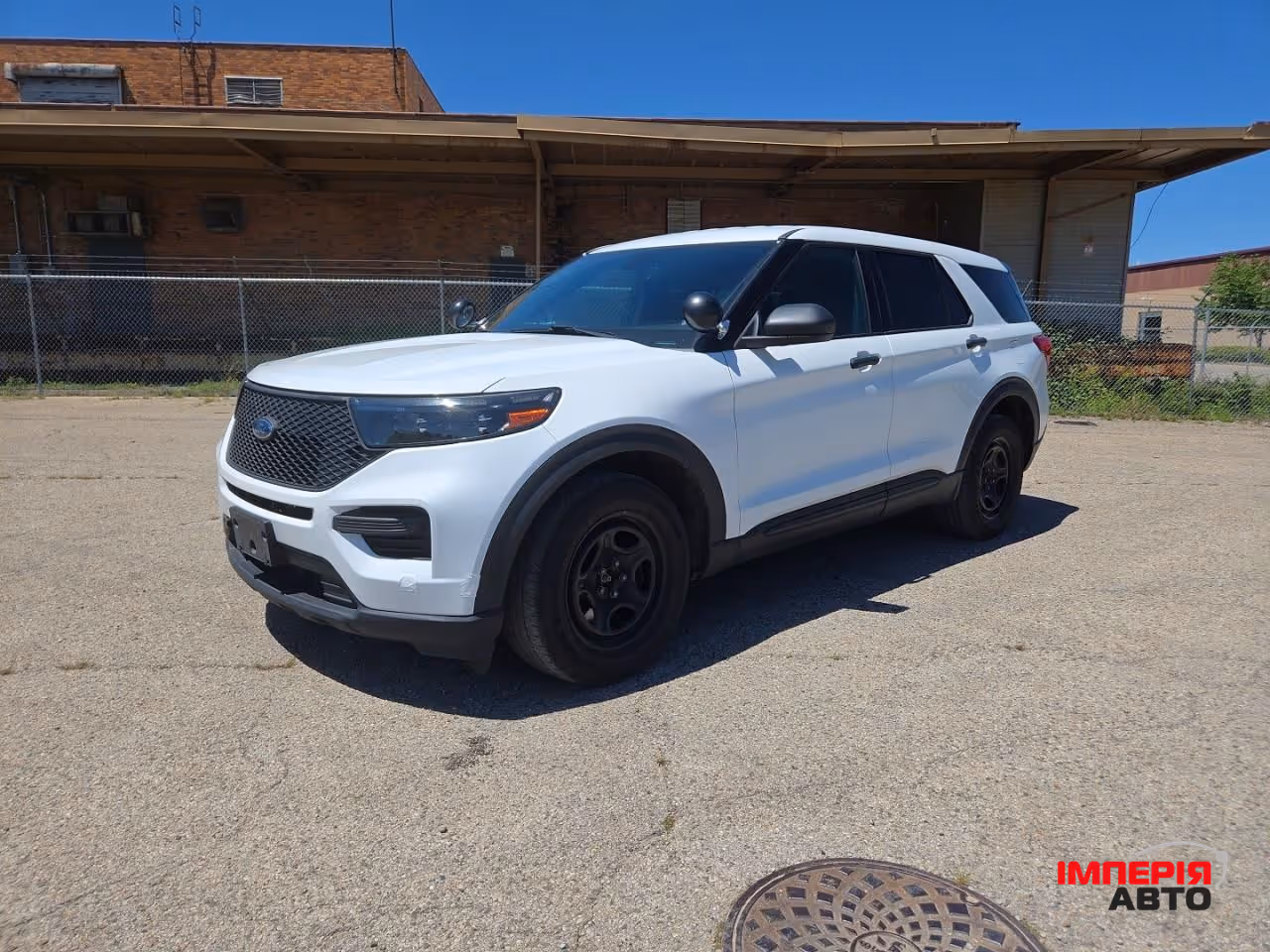 Ford Explorer - фото 1