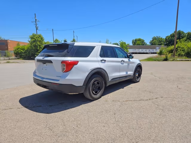 Ford Explorer - фото 4
