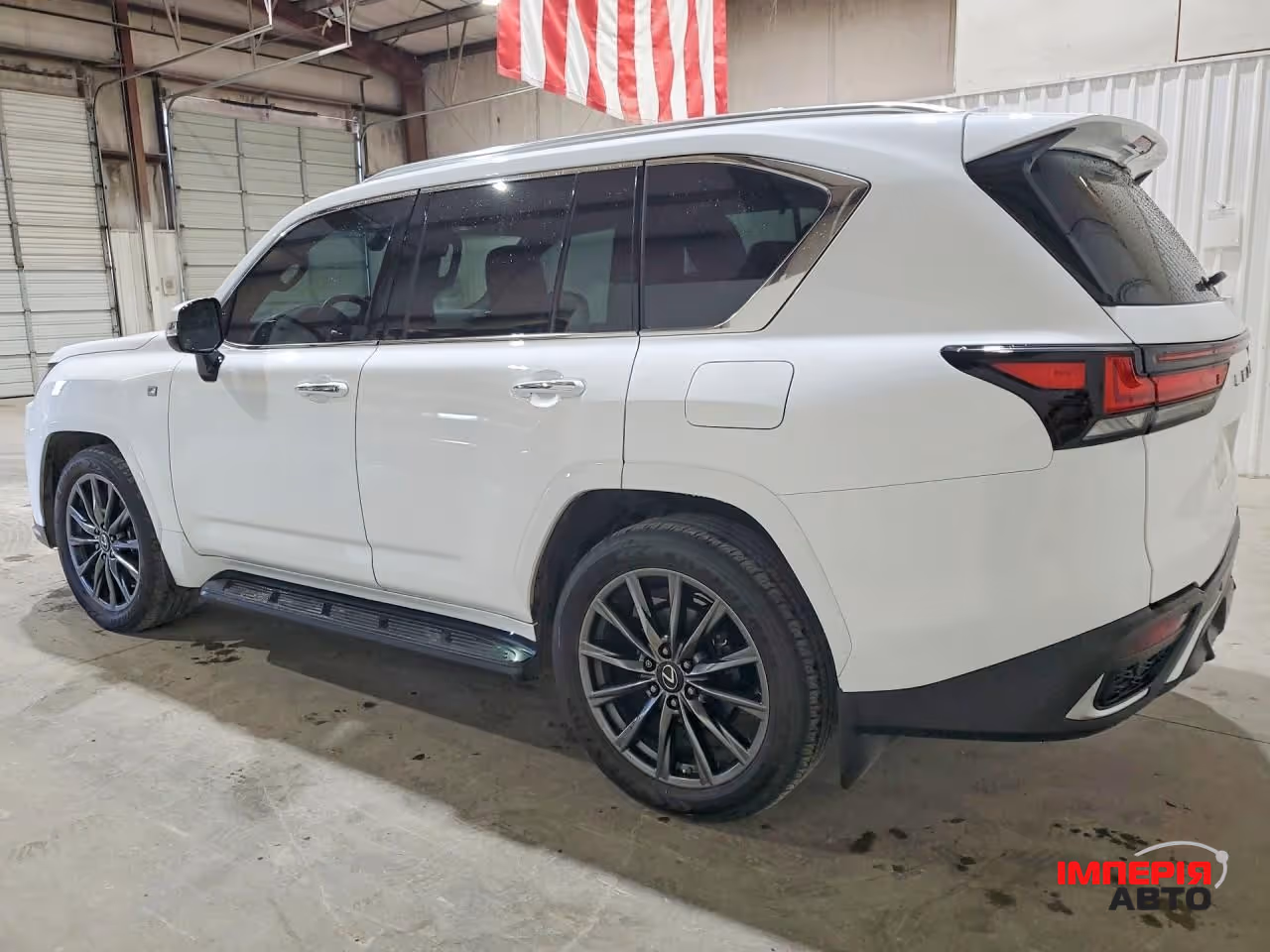 Lexus LX - фото 4