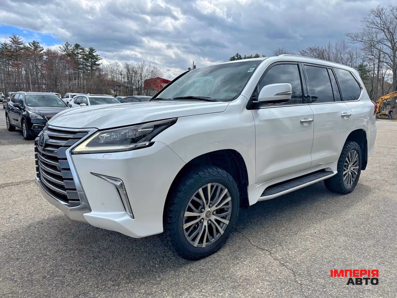 Lexus LX - фото 2