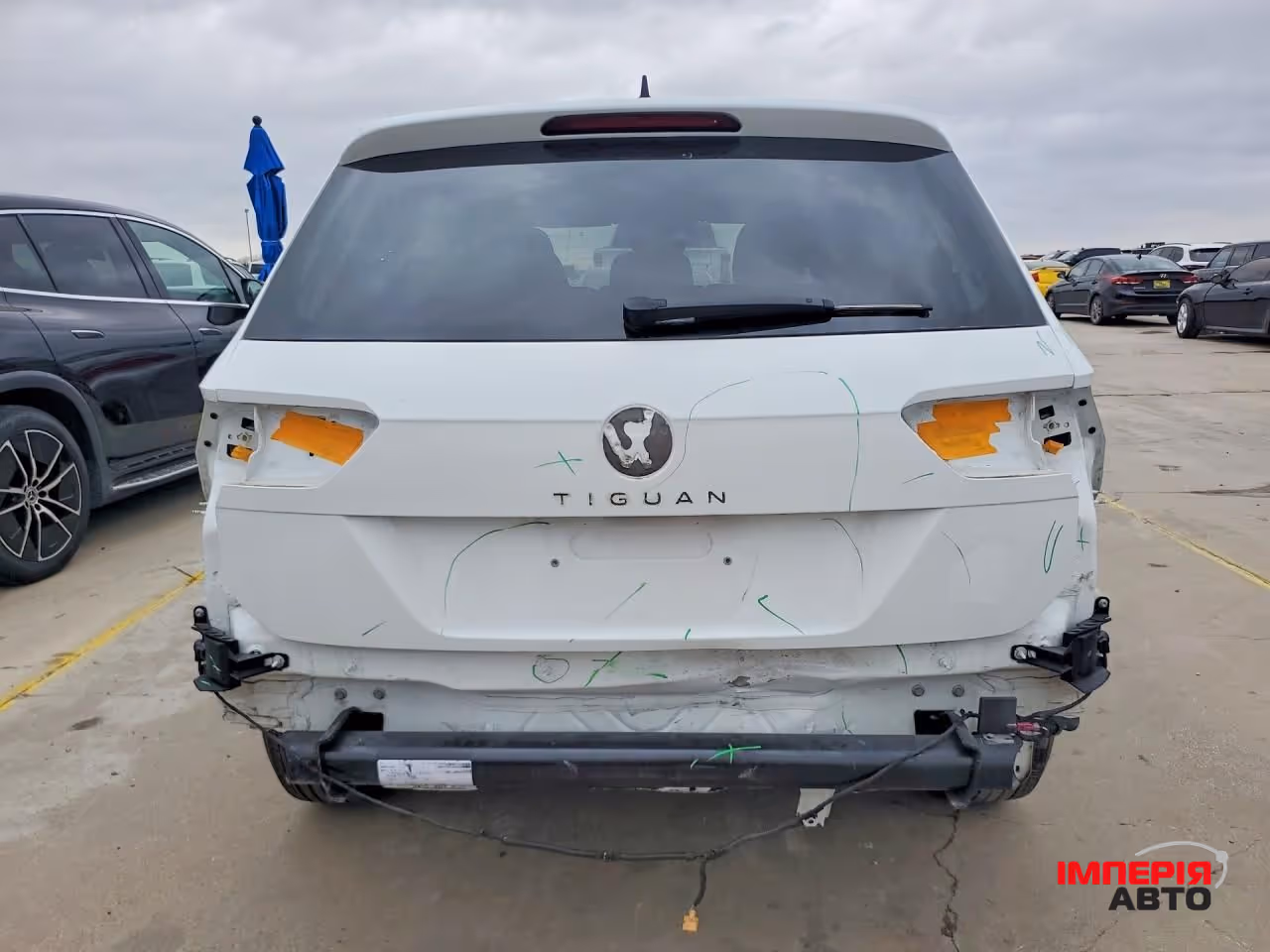 Volkswagen Tiguan - фото 6