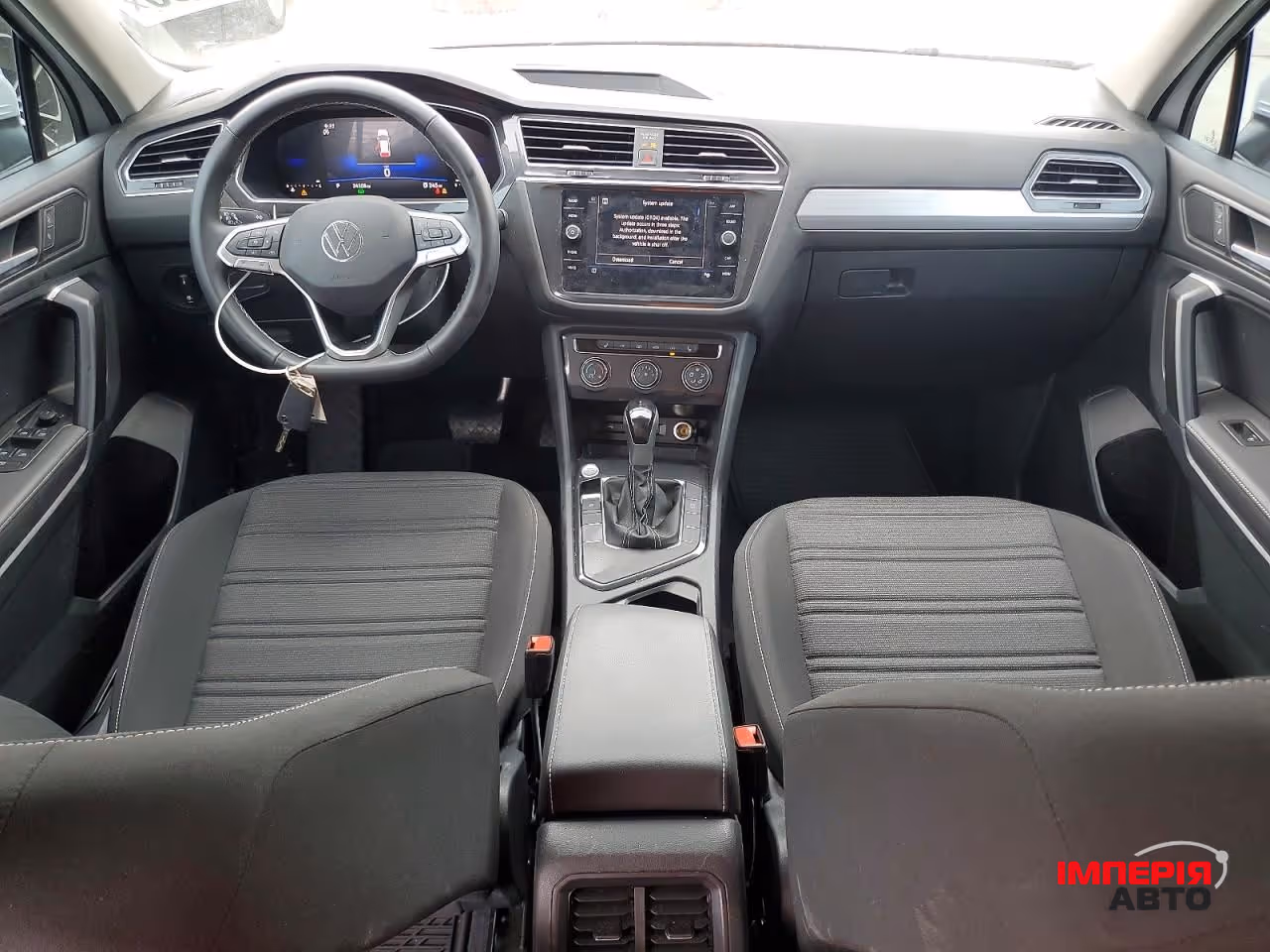 Volkswagen Tiguan - фото 7