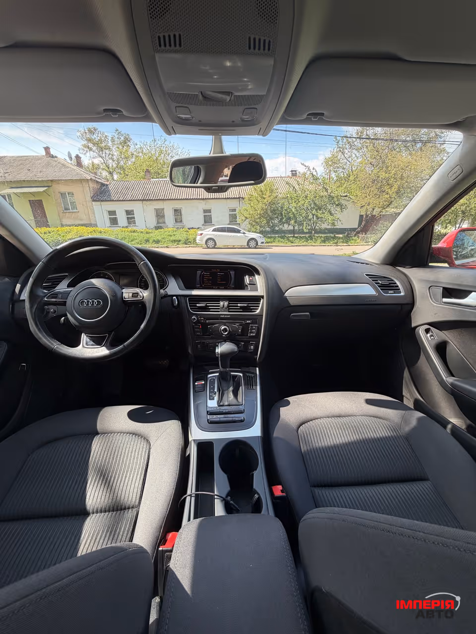 Audi A4 - фото 10
