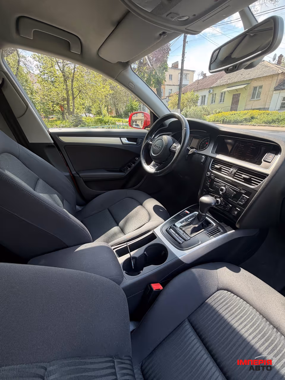 Audi A4 - фото 11