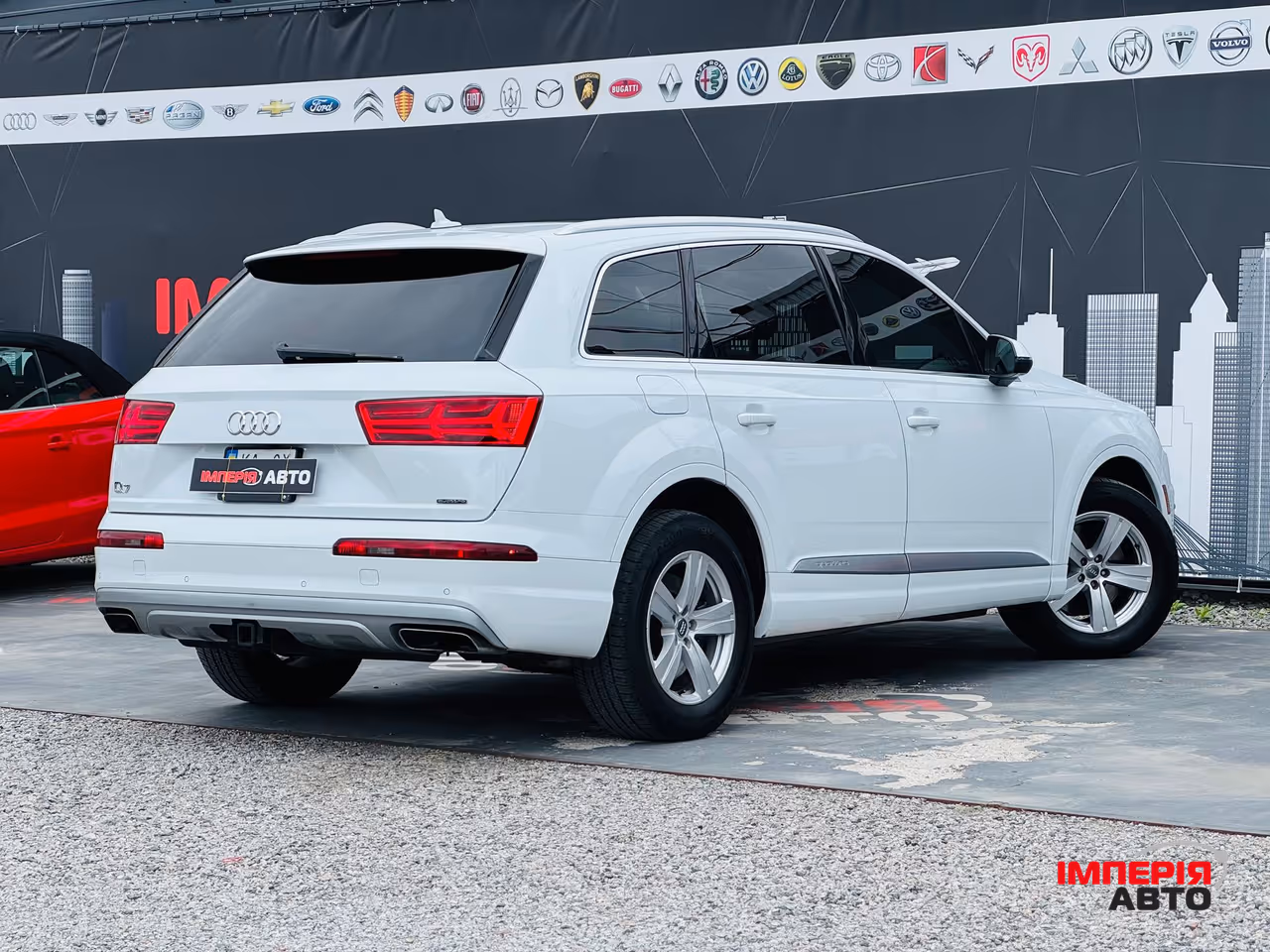 Audi Q7 - фото 6