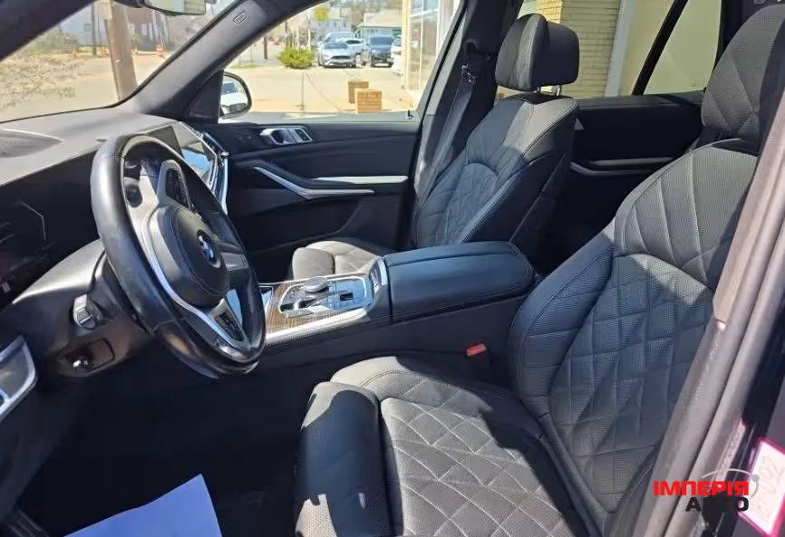 BMW X5 - фото 7