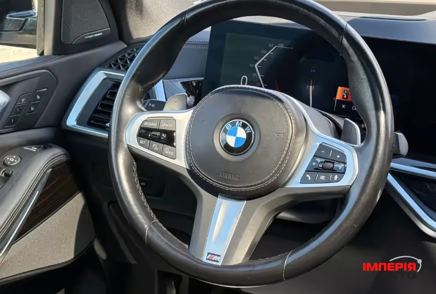 BMW X5 - фото 10