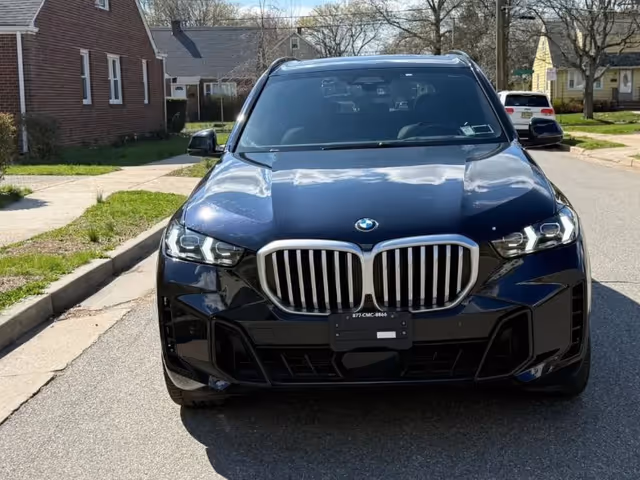 BMW X5 - фото 2