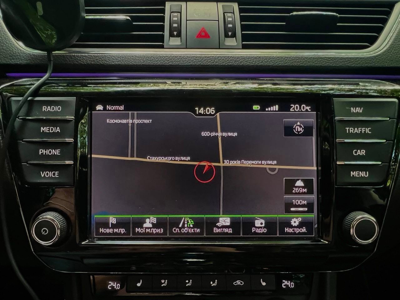 Skoda Superb - фото 17