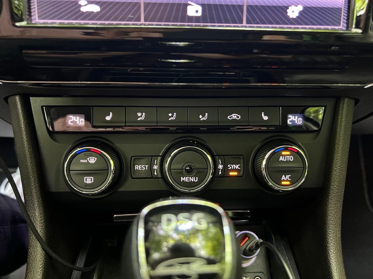 Skoda Superb - фото 20