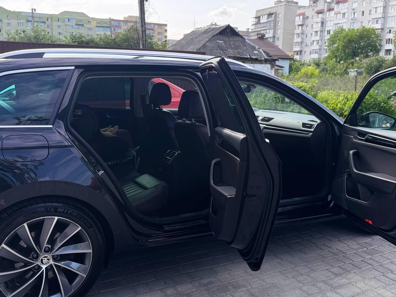 Skoda Superb - фото 7