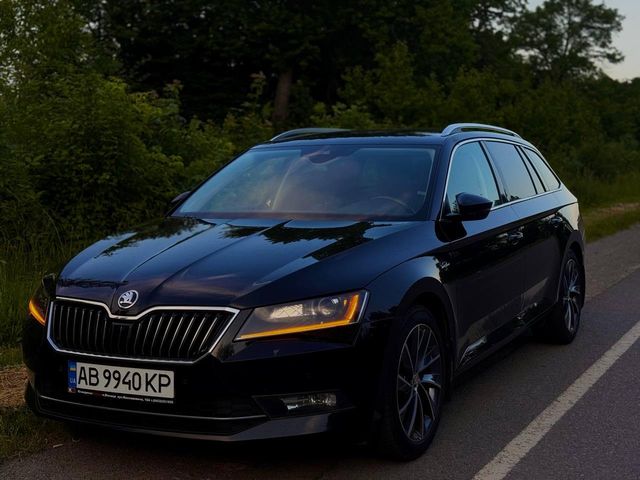 Skoda Superb - фото 1