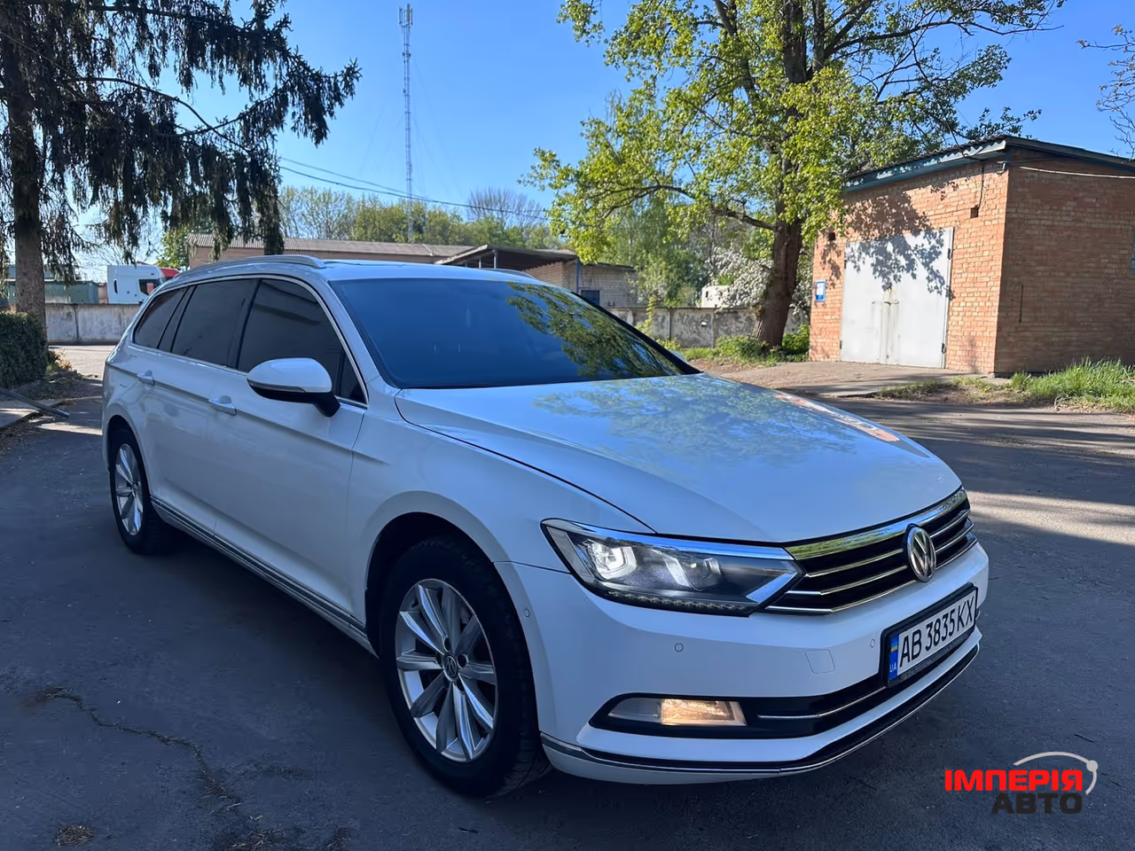 Volkswagen Passat - фото 6