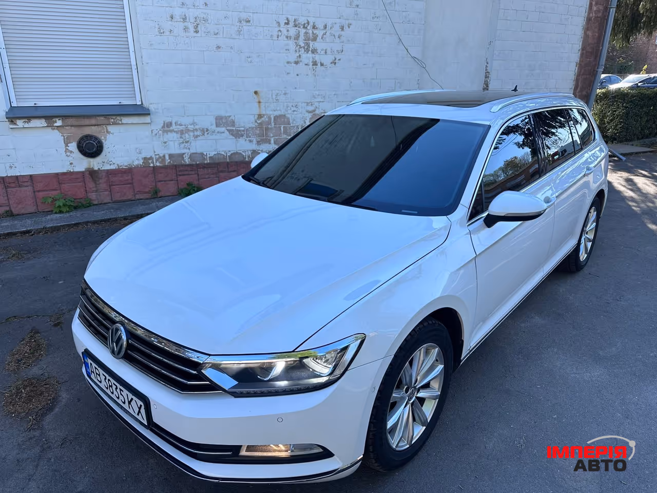 Volkswagen Passat - фото 2