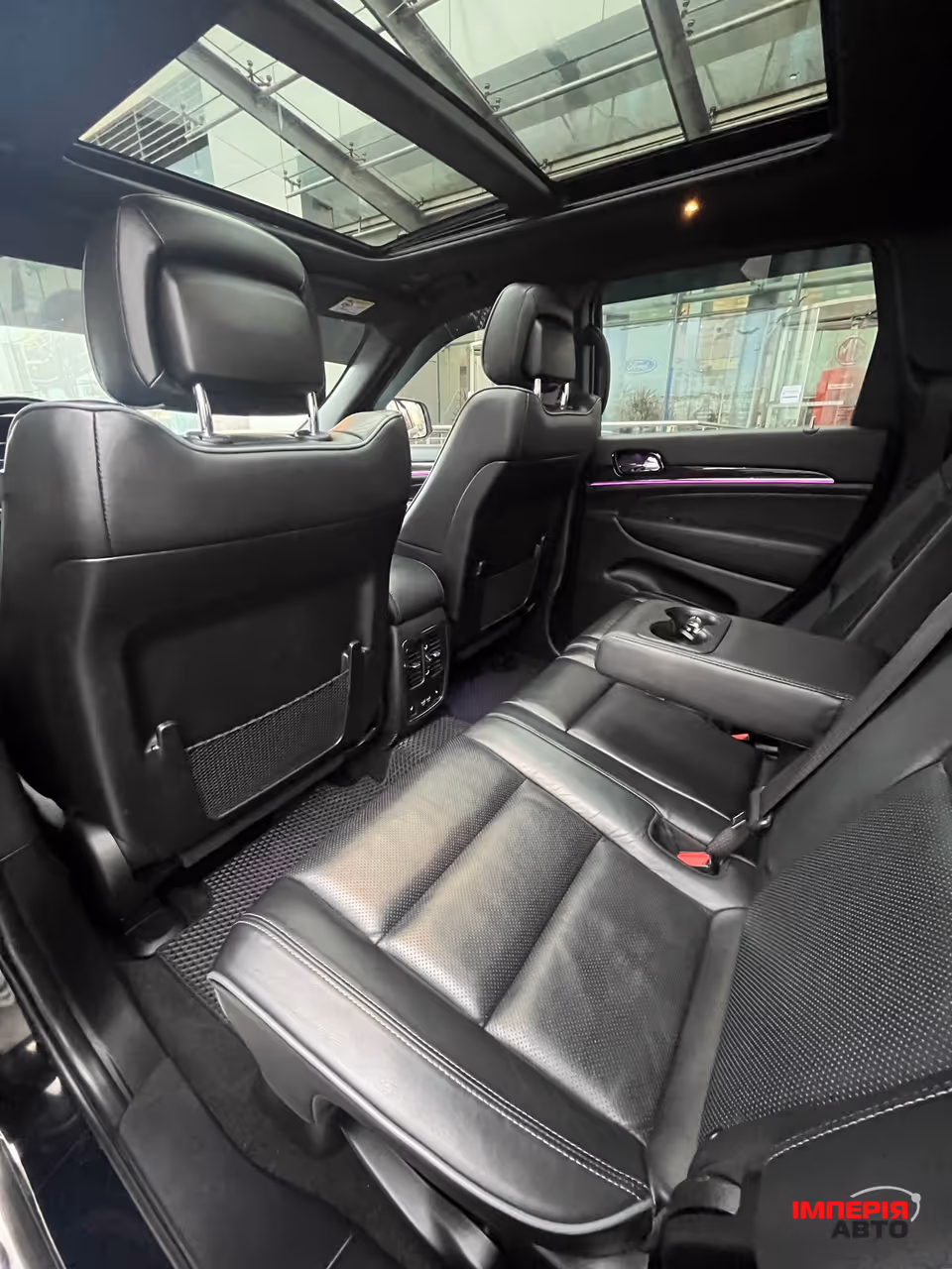 Jeep Grand Cherokee - фото 20