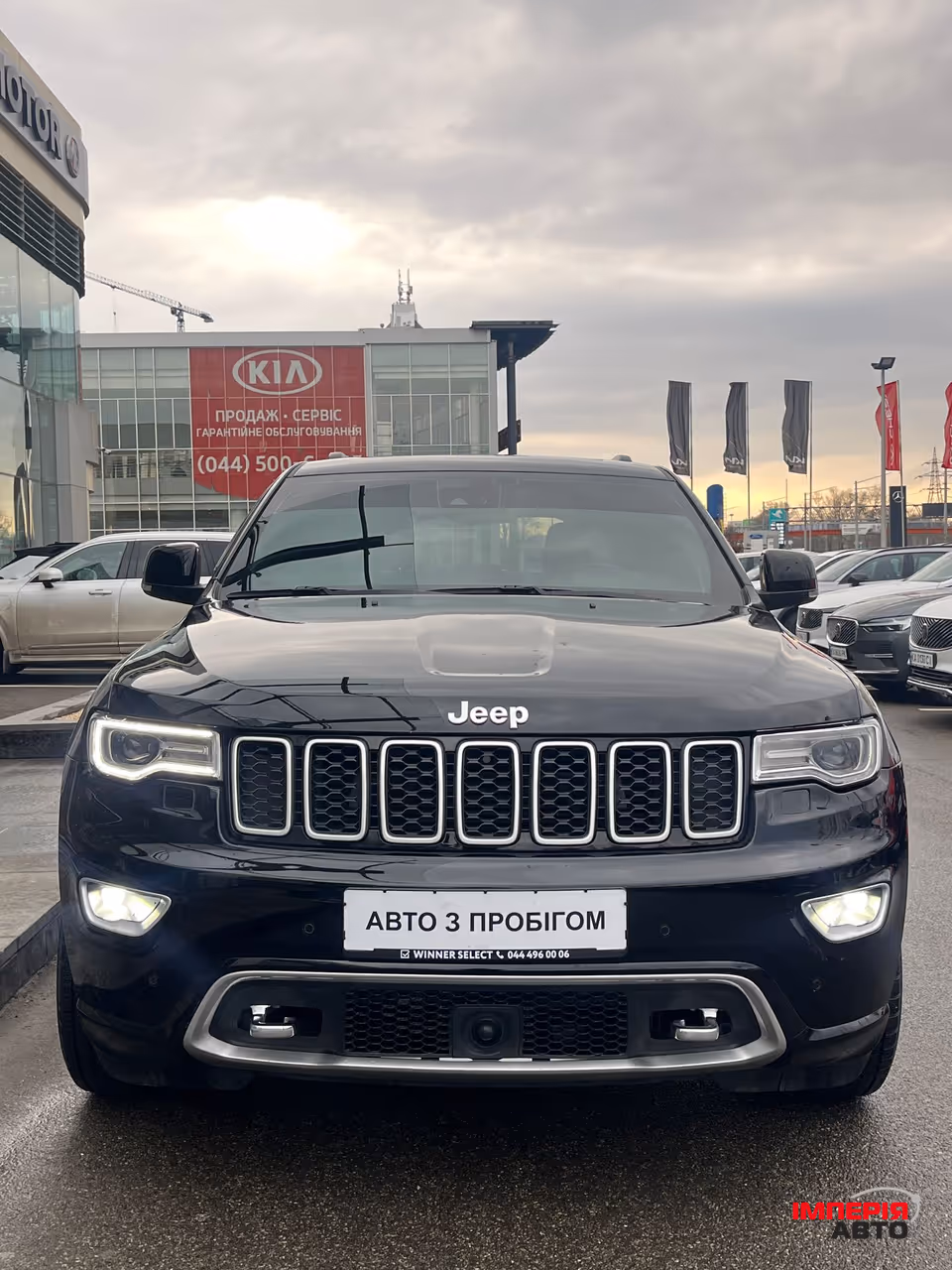 Jeep Grand Cherokee - фото 3