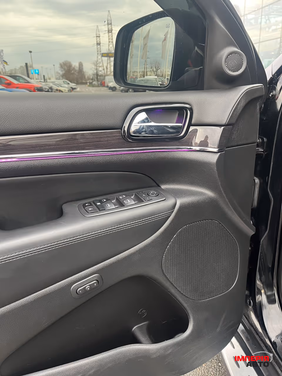 Jeep Grand Cherokee - фото 22