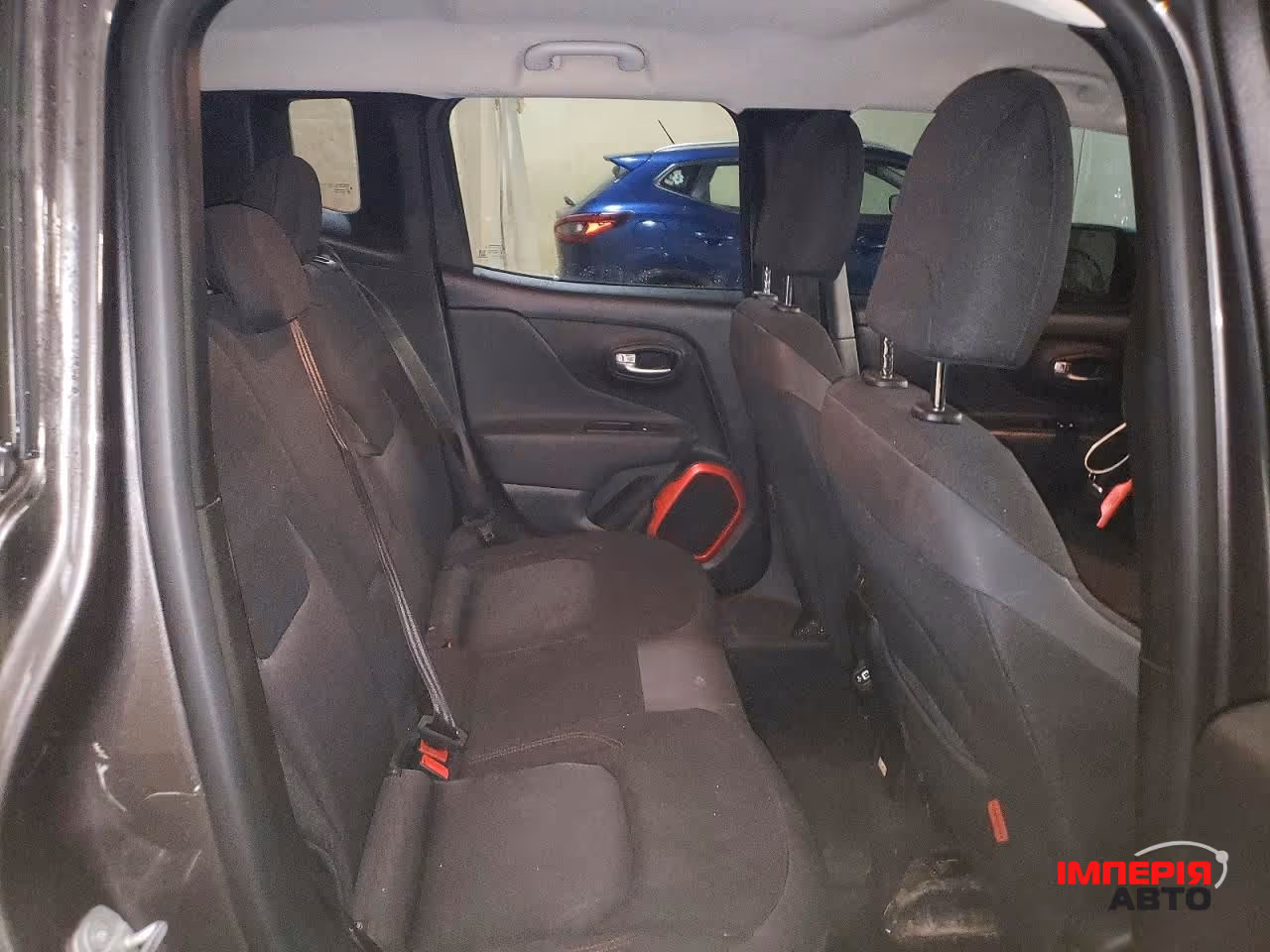 Jeep Renegade - фото 6