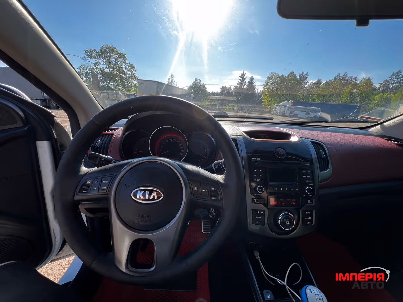 Kia Cerato - фото 8