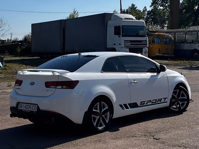 Kia Cerato - фото 5