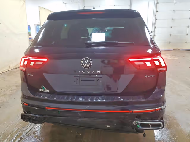 Volkswagen Tiguan - фото 5