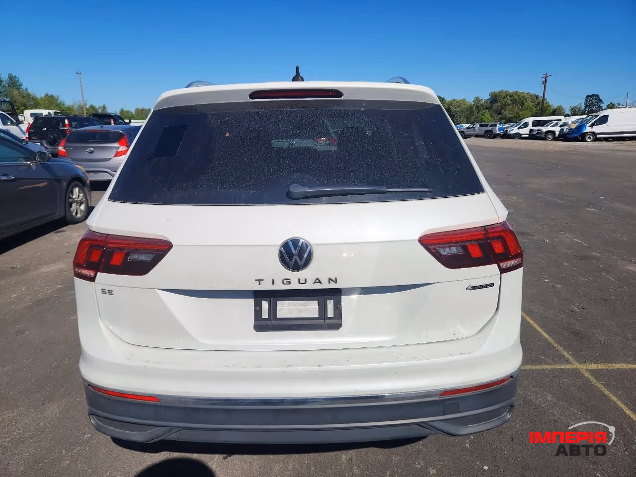 Volkswagen Tiguan - фото 4