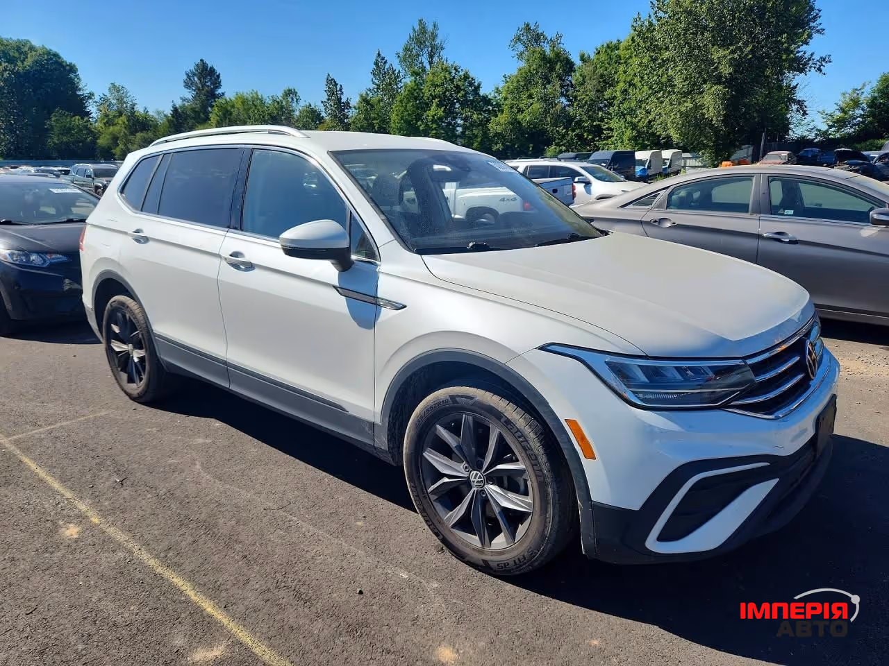 Volkswagen Tiguan - фото 3