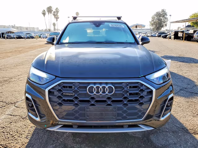 Audi Q5 - фото 1