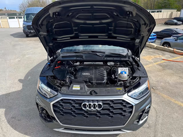 Audi Q5 - фото 3