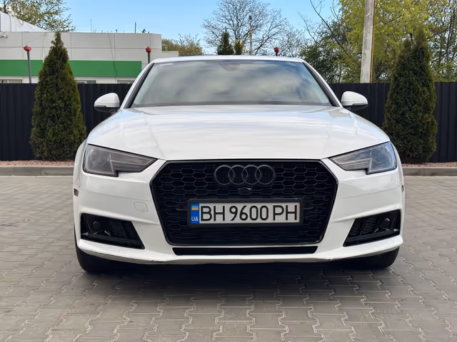 Audi A4 - фото 2